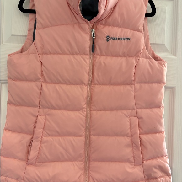 Free Country Jackets & Blazers - Free Country Light Pink Quilted Vest